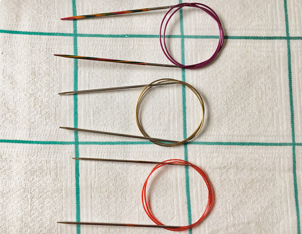 アームウォーマーを編んだ3種類の輪針