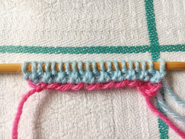 別糸を使ったゴム編みの作り目の方法