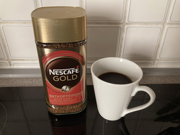自宅で飲むカフェインなし Entkoffeiniertのコーヒー