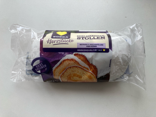 レーズンが入ってないシュトレンが食べやすくて美味しい……！