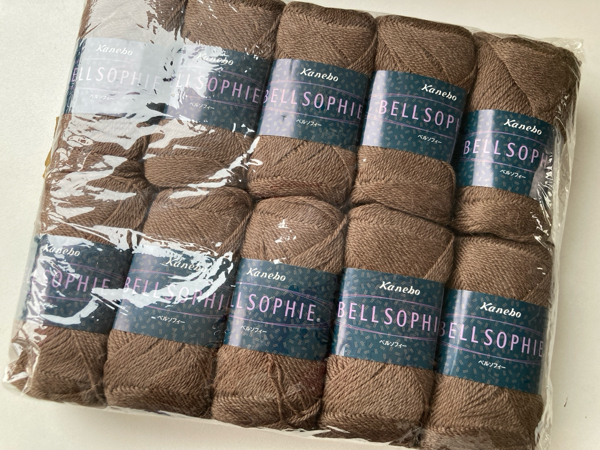 カネボウ毛糸のベルソフィー　〜叔母から譲り受けた編み物道具 8