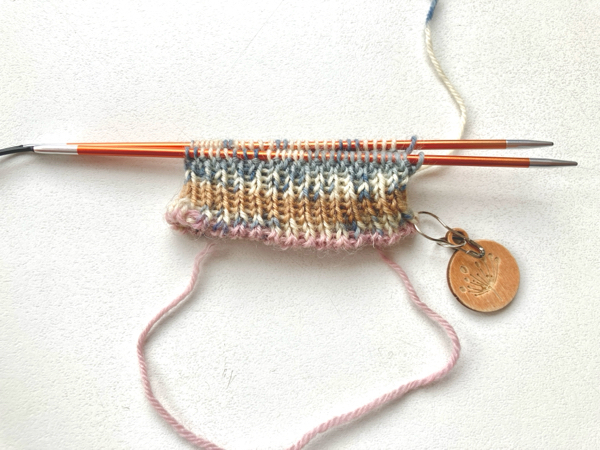 くつ下の履き口、なかなかうまく行かなかった理由